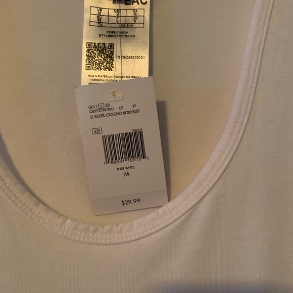 White Guess bodysuit - Picture 3 of 3